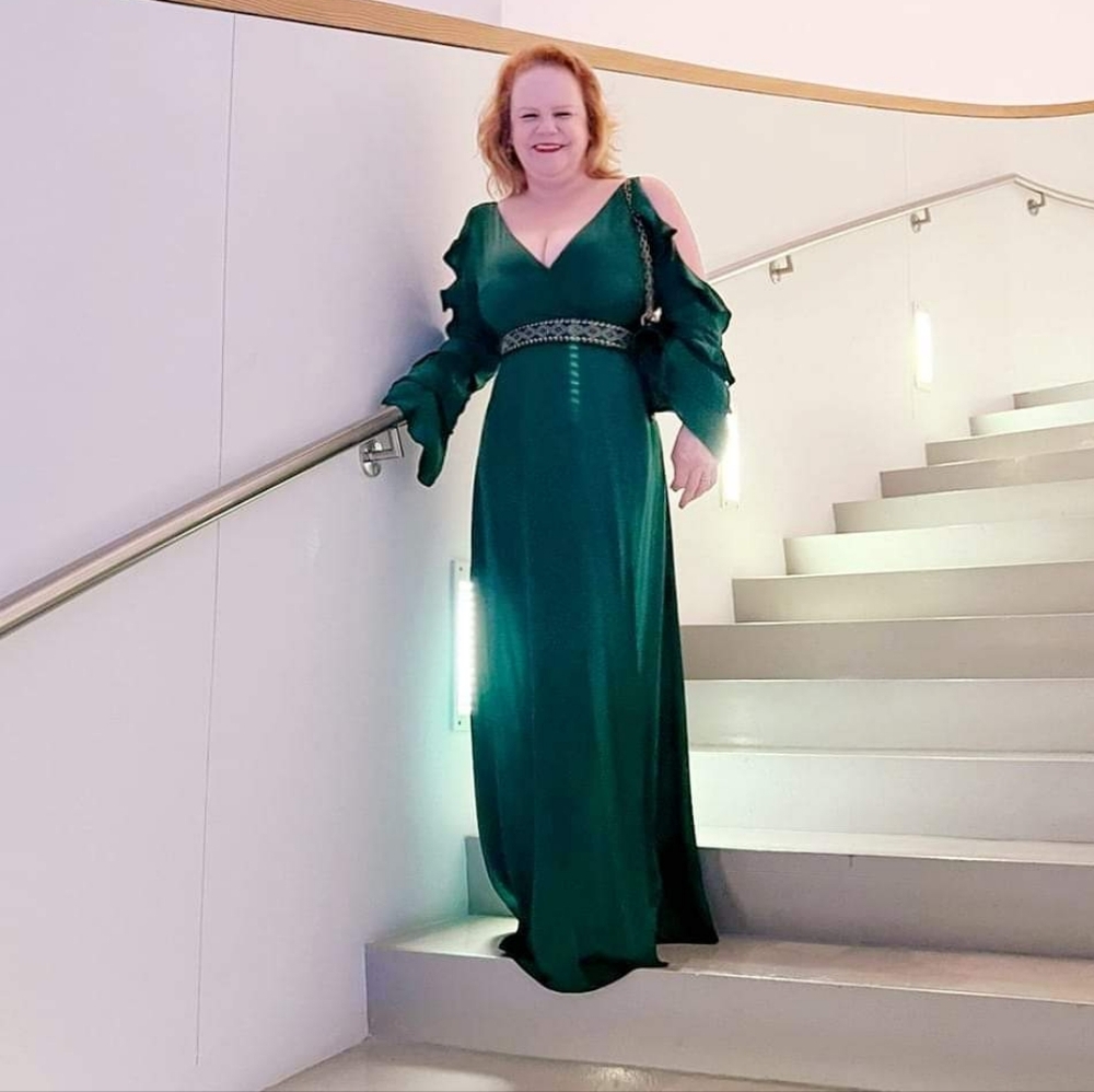 Chiffon V-Neckline Long Sleeve Formal Evening Dress